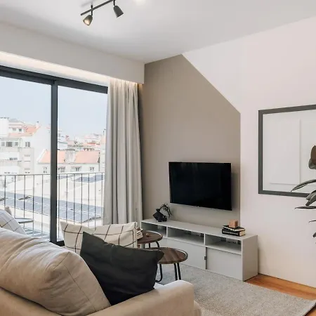 Akya - 2 Bedrooms In Arroios Lisbona