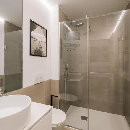 Akya - 2 Bedrooms In Arroios Lisbona