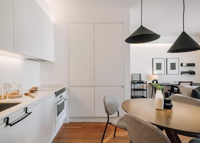 Akya - 2 Bedrooms In Arroios شقة Lisboa